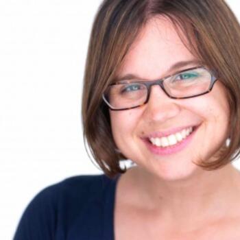 Abu Dhabi based Headshot photographer Annie Boudreault