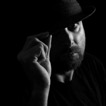 Gilbert based Headshot photographer Trent Hawkes