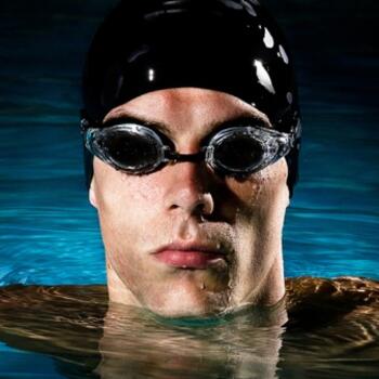 Dallas based Headshot photographer Gilberto Vasquez