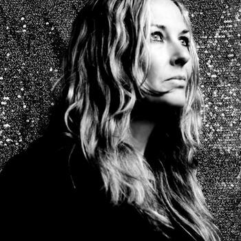 Henley on Thames based Headshot photographer Justine Harrison-Wood