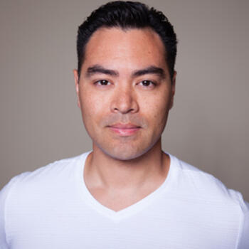 Los Angeles based Headshot photographer Shai Yammanee