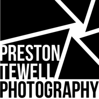 Chicago based Headshot photographer Preston Tewell