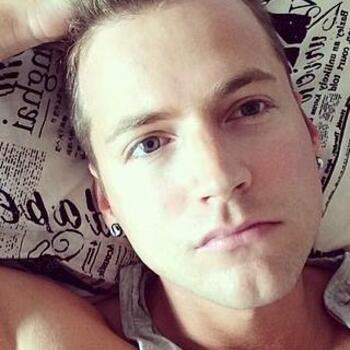 Dallas based Headshot photographer Cameron Frost