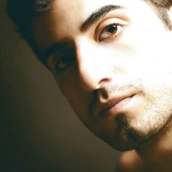 manila based Headshot photographer bobby khazaie