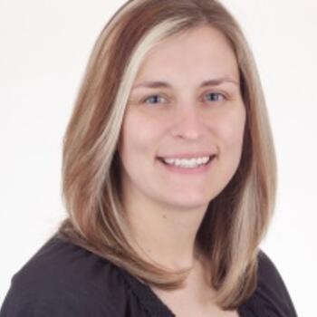 Ellisville based Headshot photographer Summer Ryan