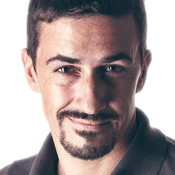 MONTPELLIER based Headshot photographer Barbaz Guillaume