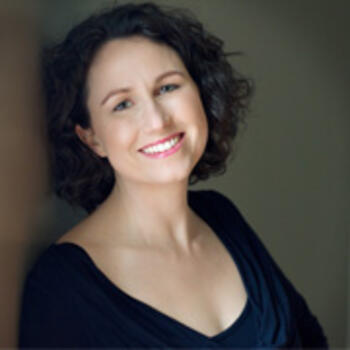 Mission based Headshot photographer Taneane Twele