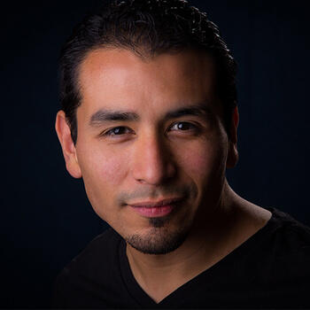 Yonkers based Headshot photographer Eddie Merino
