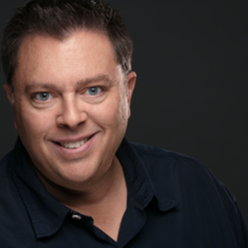 Steubenville based Headshot photographer Ryan Nolan