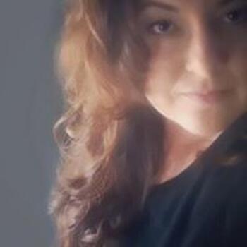 columbus based Headshot photographer ginny daniels