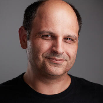 L&ouml;chgau based Associate headshot photographer Markus Sch&auml;nzle