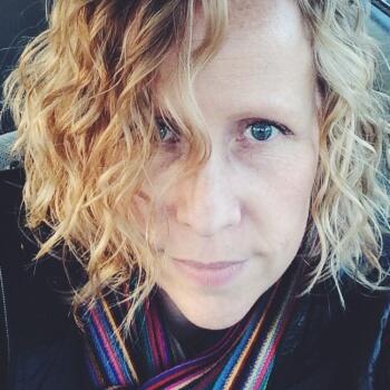 Rochester based Headshot photographer Suzanne Neace