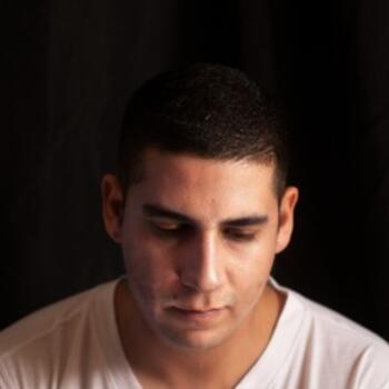 Barquisimeto based Headshot photographer Rafael Suarez