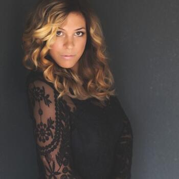 Fishers based Headshot photographer Jasmin Pickens