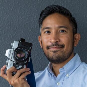 Brooklyn based Headshot photographer Jeff Samaniego