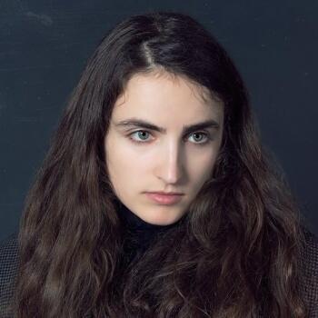 Toronto based Headshot photographer Michelle Davis