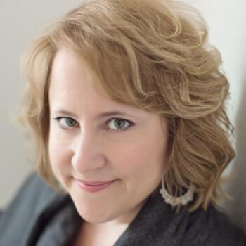 Broken Arrow based Headshot photographer Tracie Brown