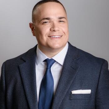 Pennsauken based Headshot photographer Jeffrey Cruz