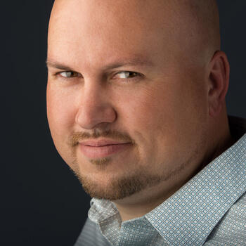 Oregon City based Headshot photographer Jeff Dowell