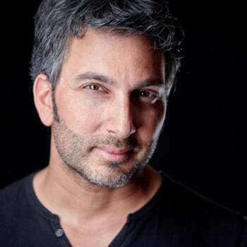 Crissier based Associate headshot photographer Christophe Senehi