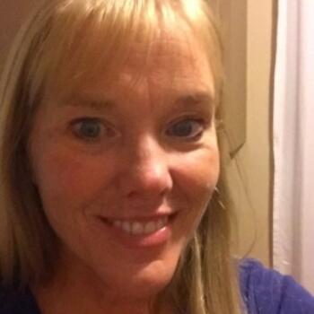 Pensacola based Headshot photographer Sarah Demuth