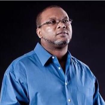 Chicago based Headshot photographer Dean Reid