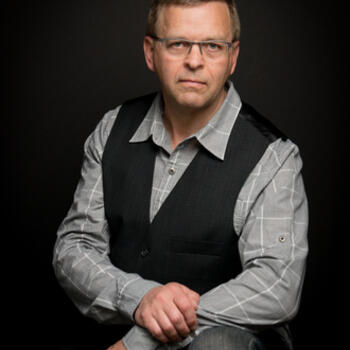 Arlington based Headshot photographer Michael Curtis