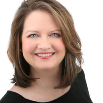 Belleville based Headshot photographer Lori Brady