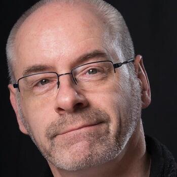 Penicuik based Headshot photographer Dave Cameron