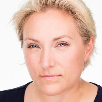 South Jordan based Headshot photographer Pepper Nix