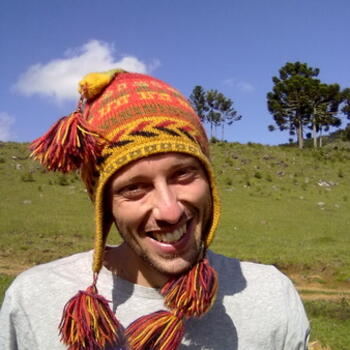 Curitiba based Headshot photographer Augusto Lavigne