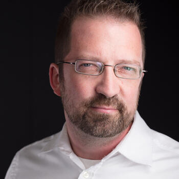 Backnang based Headshot photographer Joerg Daniel Fluck