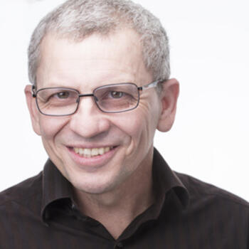 Danbury based Headshot photographer Paulo Dasilva