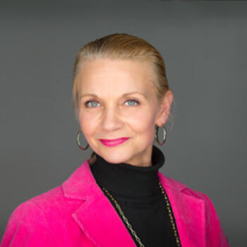  Headshot photographer Molly Miller