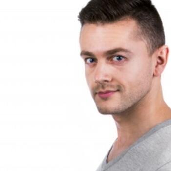 &Aring;rhus based Headshot photographer Mads Peter Iversen