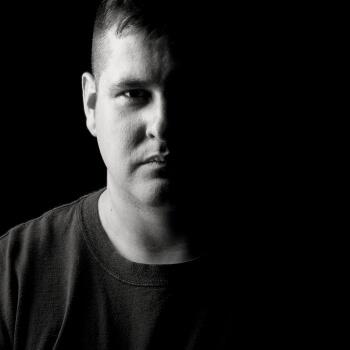 Kearney based Headshot photographer Fabian Andablo