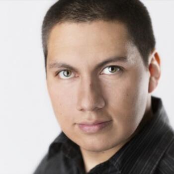 Los Angeles based Headshot photographer Jesse Peraza