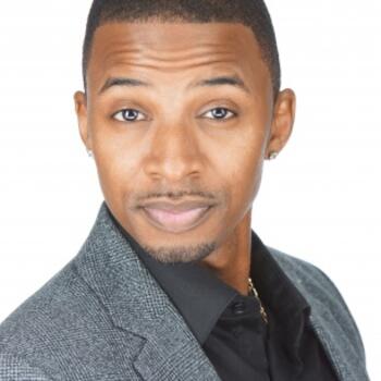 San Antonio based Headshot photographer Louis Scott