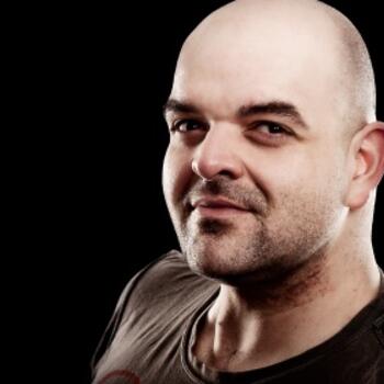 Dublin based Headshot photographer Rodrigo Cunha