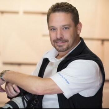 Burlington based Headshot photographer Randy Brogen, M.Photog.Cr., CPP