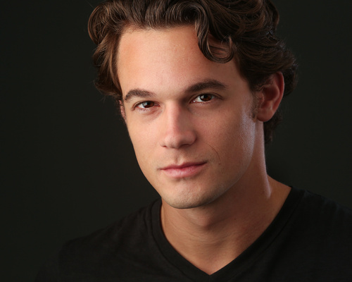 Shea Swinford - Olathe, KS Headshot and Portrait Photographer | Peter